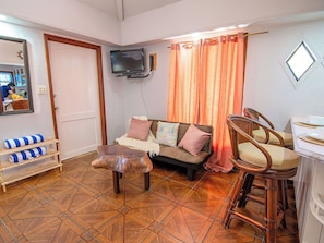 TV - West Bay • King Bed • Kitchen • Living Room • Pool (West Bay)