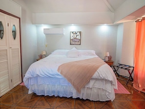 1 soverom, strykejern/-brett, wi-fi (inkludert) og sengetøy