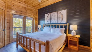 Interior - Game Room, Hot Tub & 3 Decks w/ Smoky Mountain Views Raccon Ridge by Avantstay (Pigeon Forge)