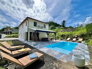 Pool - Villa Aloha, Luxury in Martinique - Private pool & 4 suites in Trois-Îlets (Les Trois-Îlets)