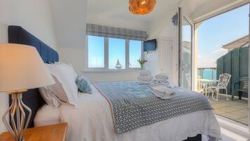 3 makuuhuonetta, yksilöllisesti sisustettu, yksilöllisesti kalustettu