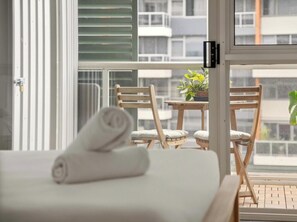 1 bedroom, iron/ironing board, WiFi, bed sheets - KozyGuru | Waterloo | Designer Pad with City Views (Waterloo)