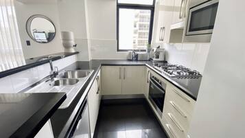 Fridge, microwave, oven, stovetop