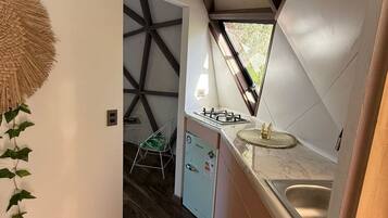 Kabin Deluks, pemandangan kebun | Dapur pribadi