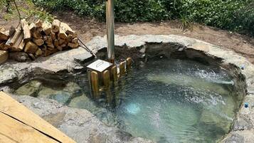 Deluxe Cabin, Garden View | Bathroom