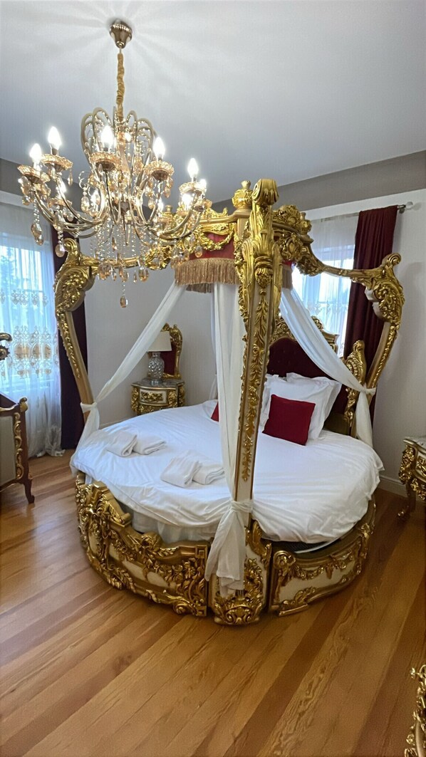 6 habitaciones, tabla de planchar con plancha y wifi gratis 