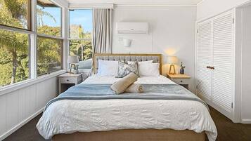 4 bedrooms, iron/ironing board, travel crib, WiFi