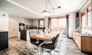 Dining - Apartment in Morzine Near Pleney Slopes (Morzine)