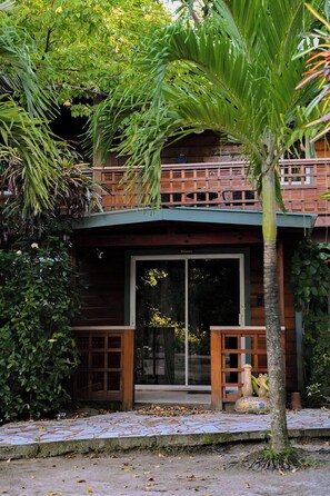 Exterior detail - West Bay • 2 Beds 4 Guests • Living Room • Shuttle (West Bay)