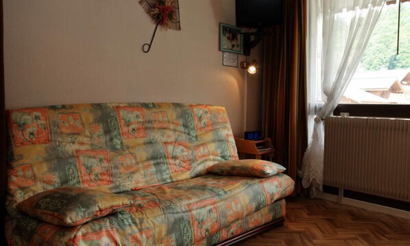 Living area - Cl349 - Studio for 4 People in the Center of Les Carroz (Araches-la-Frasse)