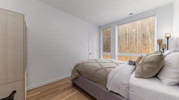 Tabla de planchar con plancha y wifi