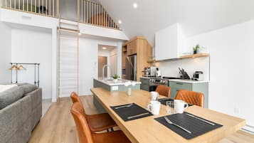 Fridge, microwave, oven, dishwasher