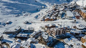 Aerial view - Ski-in/ski-out Apartment (Les Belleville)