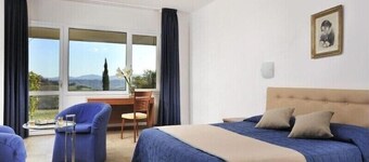 Relax Hotel Acquaviva - Tuscany Hills