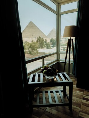 View from property - Turquoise Pyramids & Grand Egyptian Museum View (Giza)