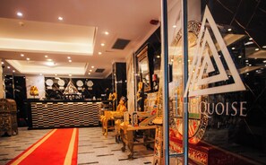 Lobby - Turquoise Pyramids & Grand Egyptian Museum View (Giza)