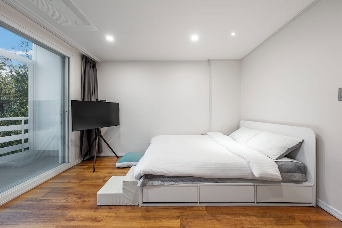 Basic Room, 1 Bedroom (201) | 1 bedroom, free WiFi