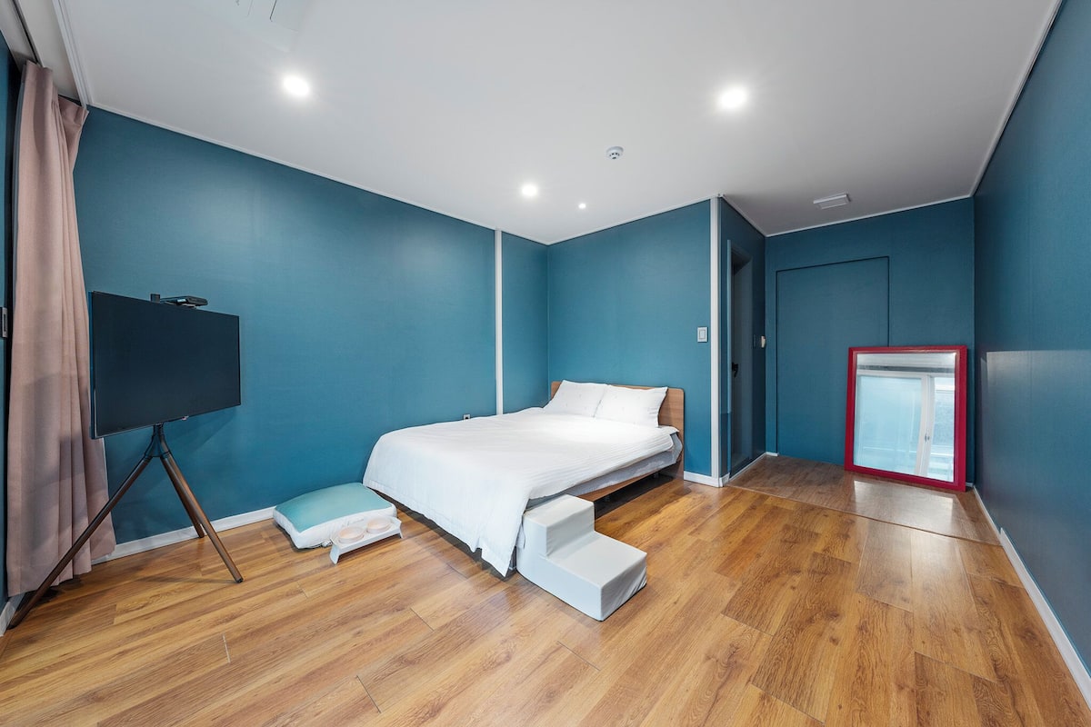 Basic Room, 1 Bedroom (202) | 1 bedroom, free WiFi