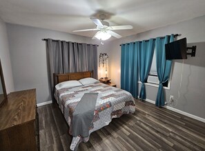 2 makuuhuonetta, silitysrauta/-lauta, Wi-Fi, vuodevaatteet