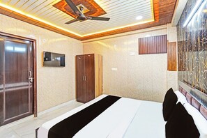 9 makuuhuonetta, silitysrauta/-lauta, Wi-Fi