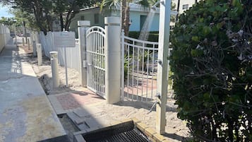 Enceinte de l’hébergement