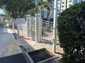 Enceinte de l’hébergement