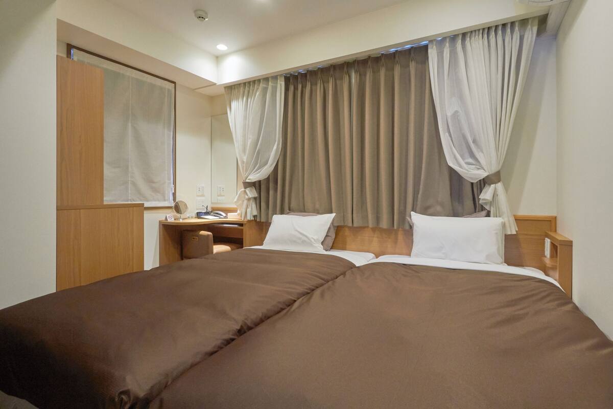 Twin Room | Free WiFi