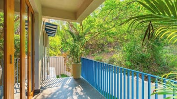 Premium Double Room | Balcony