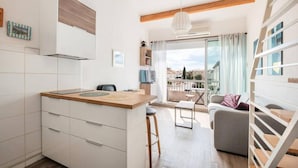 Living area - Apartment in Grau du Roi Near the Beach (Le Grau-Du-Roi)