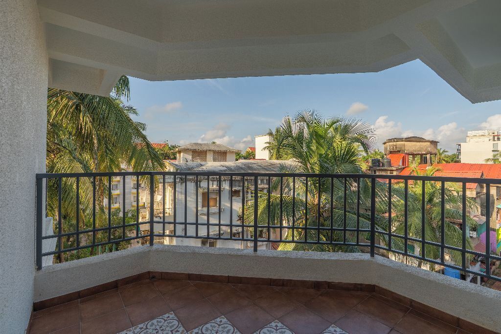 Bed in 6 Bed Female Dormitory with Balcony and City View | Balcony view