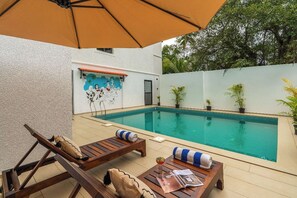 Pool - The Hosteller Bam Goa Calangute (Calangute)