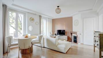 Apartment | Living room