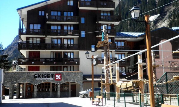 Exterior - Studio for 3 People (Modane)