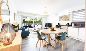 Interior - Apartments for 4 People (Antibes)