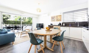 Interior - Apartments for 4 People (Antibes)
