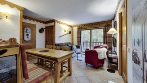 Unclassified image, 2 of 3, button - Apartment in Tignes Near Platieres Lift (Tignes)