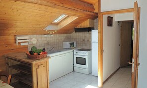Fridge, microwave, oven, dishwasher - 2 Rooms for 6 People (Le Grand-Bornand)