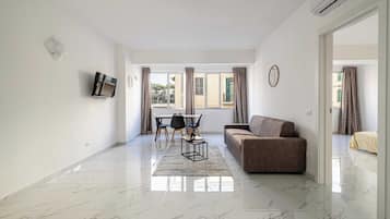 Apartment | Living area