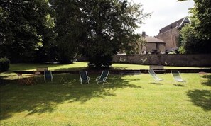 Apartment | Property grounds - Apartment in Luxeuil-les-bains Near Spa (Luxeuil-les-Bains)