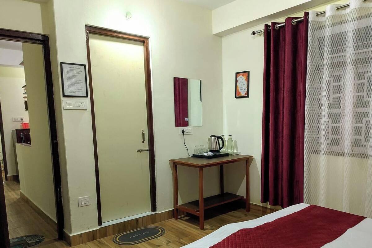 Basic Double Room, Courtyard View | WiFi (free)