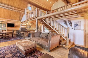 TV, fireplace - Big Sky Cozy Cabin | Lone Peak Views + Hot Tub (Gallatin Gateway)