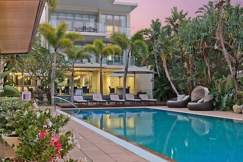 Beachfront Bali Resort Kingscliff 1212 