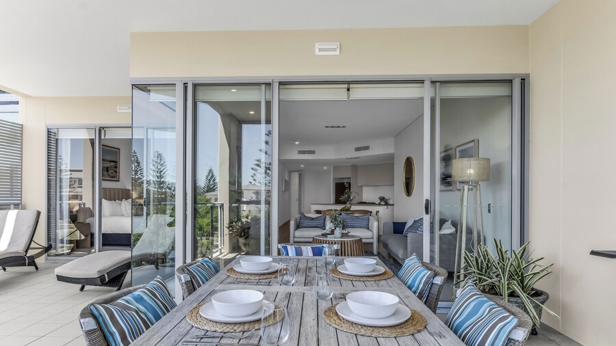 Beachfront Bali Resort Kingscliff 1212