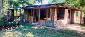 Serene 1-bedroom cottage in organic garden near Xaibe perfect for relaxing stays