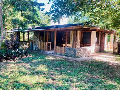 Serene 1-bedroom cottage in organic garden near Xaibe perfect for relaxing stays