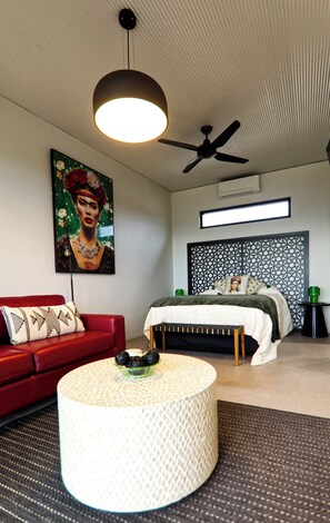 1 bedroom, iron/ironing board, WiFi