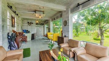 تفاصيل الفندق من الداخل