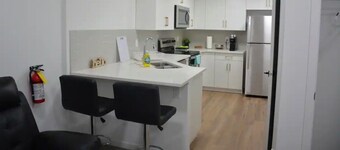 2bed(K/Q) 5 mins to South Health Campus- Mahogany Lake Community