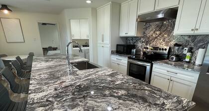 Sportsman’s 3BR Mobile Home w/ Ample Parking for Boats