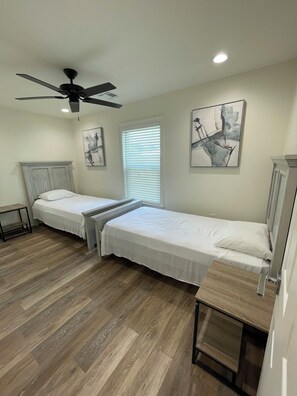 3 sovrum, strykjärn/strykbräda, wi-fi och sängkläder